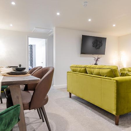 Cosy 2-Bed Apartment In Nettleham Lincoln Buitenkant foto