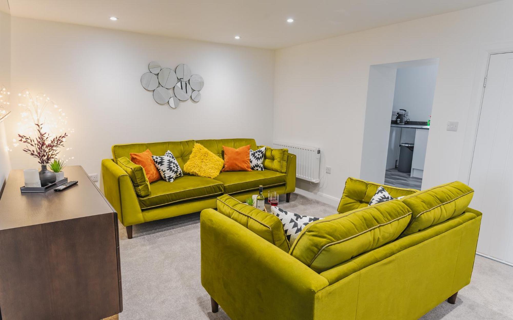 Cosy 2-Bed Apartment In Nettleham Lincoln Buitenkant foto